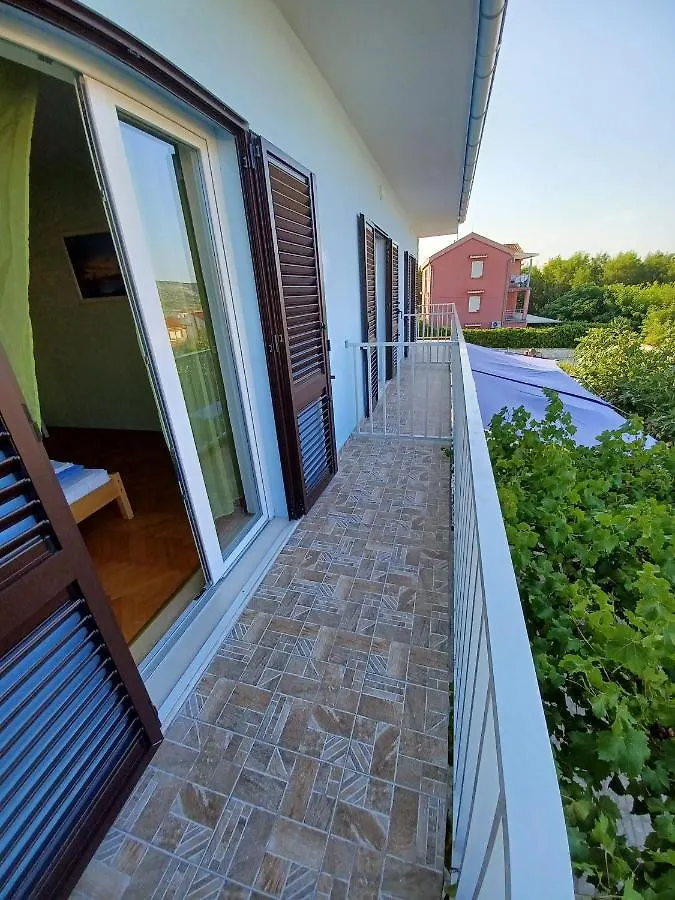 Apartments With A Parking Space Pag - 6325 Pag Town